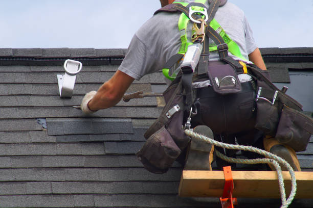 Quick and Trustworthy Emergency Roof Repair Services in Mims, FL